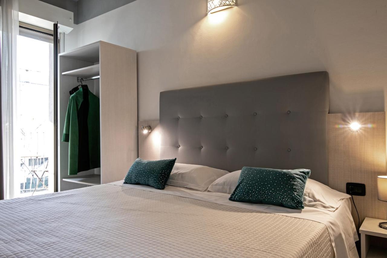 Hotel Noah Ріміні Екстер'єр фото