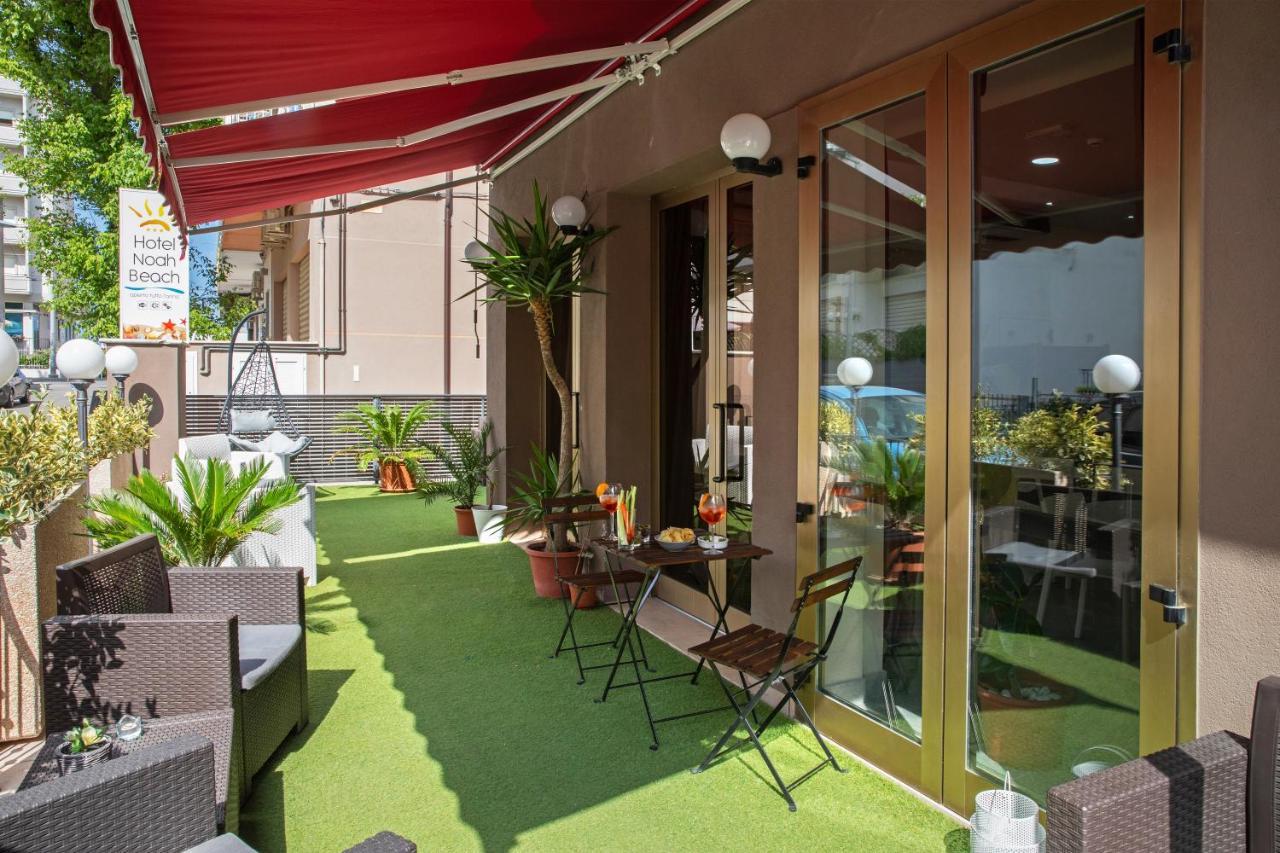 Hotel Noah Ріміні Екстер'єр фото
